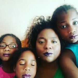 Meet your Posher, Courtney